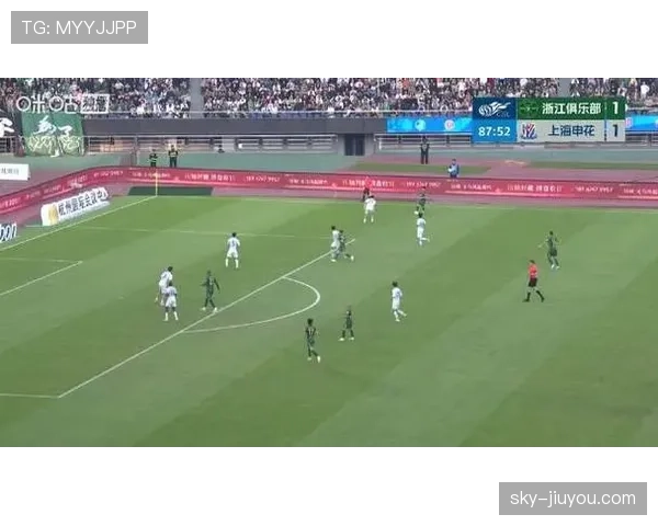 为什么看似明显的任意球，裁判却视而不见？