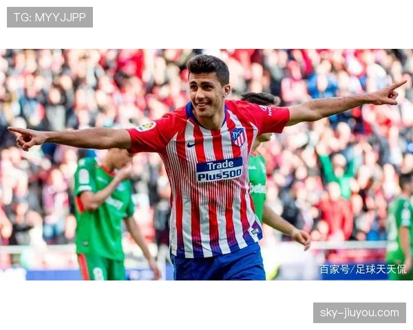 德容与罗德里控场能力差异：战术角色与中场支配力解析