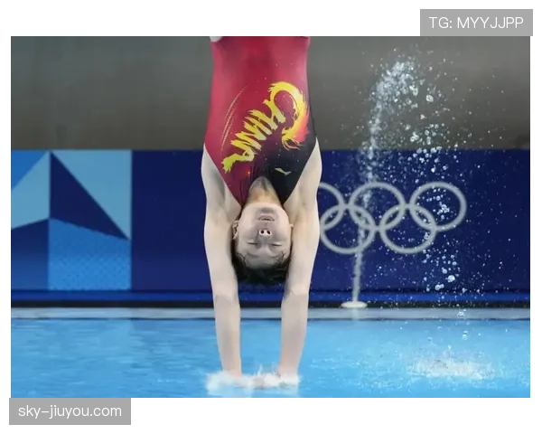 昌雅妮跳水完回家还要做数学题？